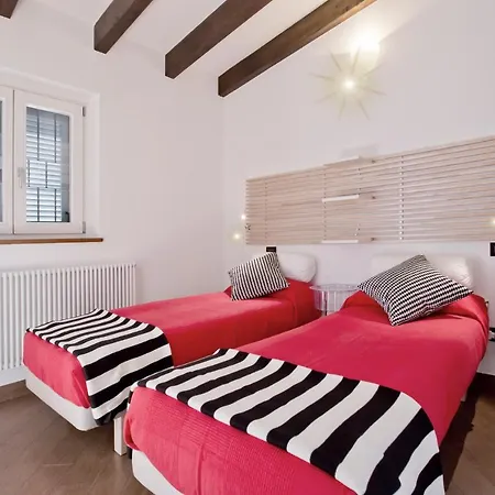 Apart-hotel Verro Building